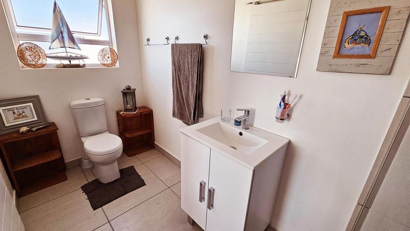 4 Bedroom Property for Sale in Dwarskersbos Western Cape